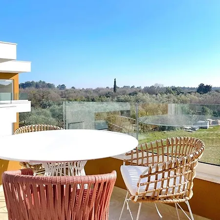 Cozy Istria - Penthouse With A View Of Brioni Guest house